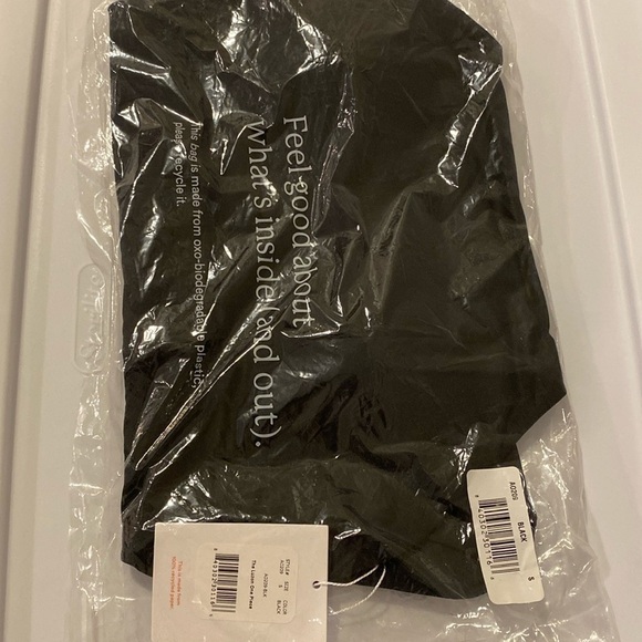 Andie The Luzon One Piece Swimsuit Black Womens Small High Neck Halter - Picture 2 of 4